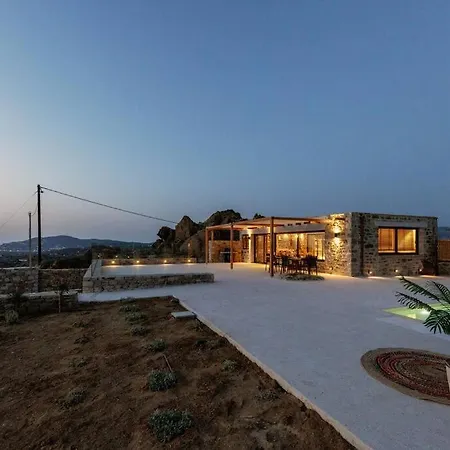 Villa Of Delight And Serenity Pláka